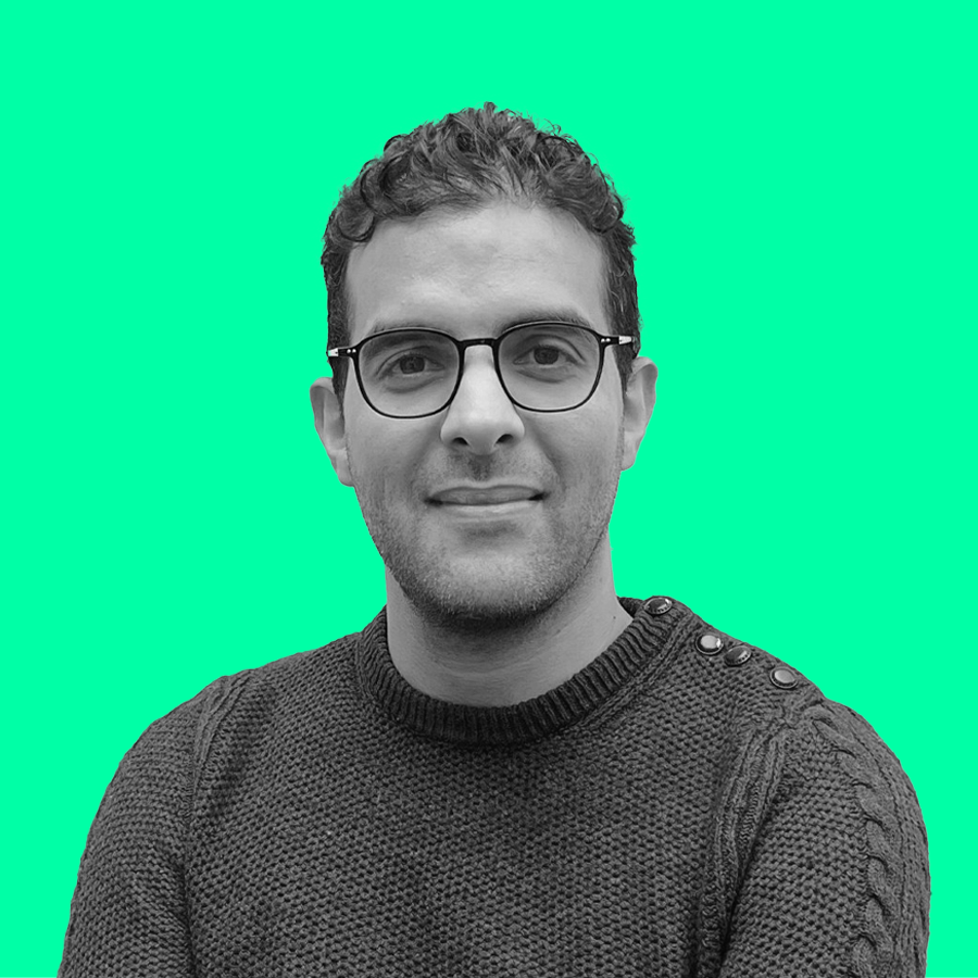 Mustapha NB fond vert fluo