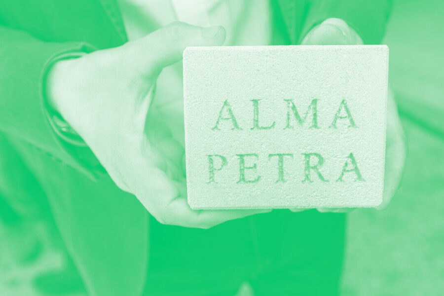 Pierre Alma Petra V1